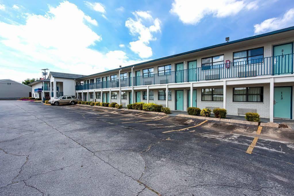 Motel 6 Chattanooga East Extérieur photo